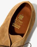 エンジニアド ガーメンツ×オールデンの革靴、スエードや“老舗タンナー”レザーのVチップ｜写真16