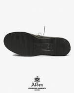 エンジニアド ガーメンツ×オールデンの革靴、スエードや“老舗タンナー”レザーのVチップ｜写真6