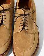 エンジニアド ガーメンツ×オールデンの革靴、スエードや“老舗タンナー”レザーのVチップ｜写真14