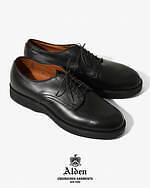 エンジニアド ガーメンツ×オールデンの革靴、スエードや“老舗タンナー”レザーのVチップ｜写真1