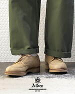 エンジニアド ガーメンツ×オールデンの革靴、スエードや“老舗タンナー”レザーのVチップ｜写真33