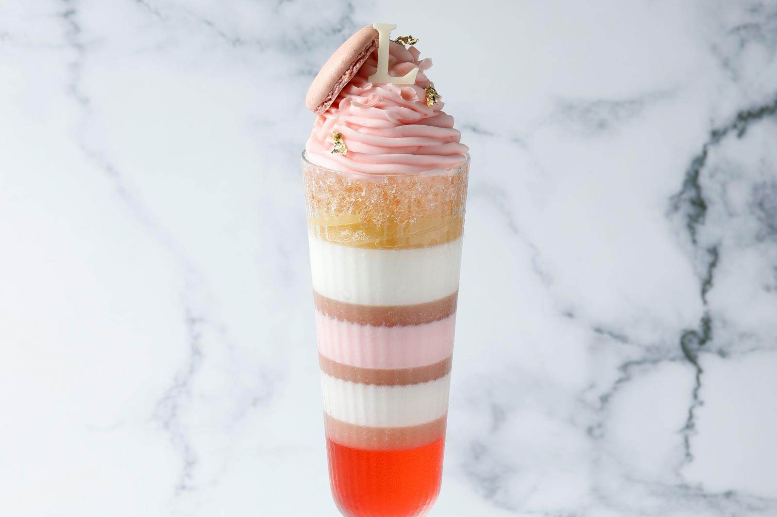 ラデュレ夏限定デザート、桃クリームやソルベ重ねた“白桃パフェ”＆淡いピンクの白桃スムージーなど