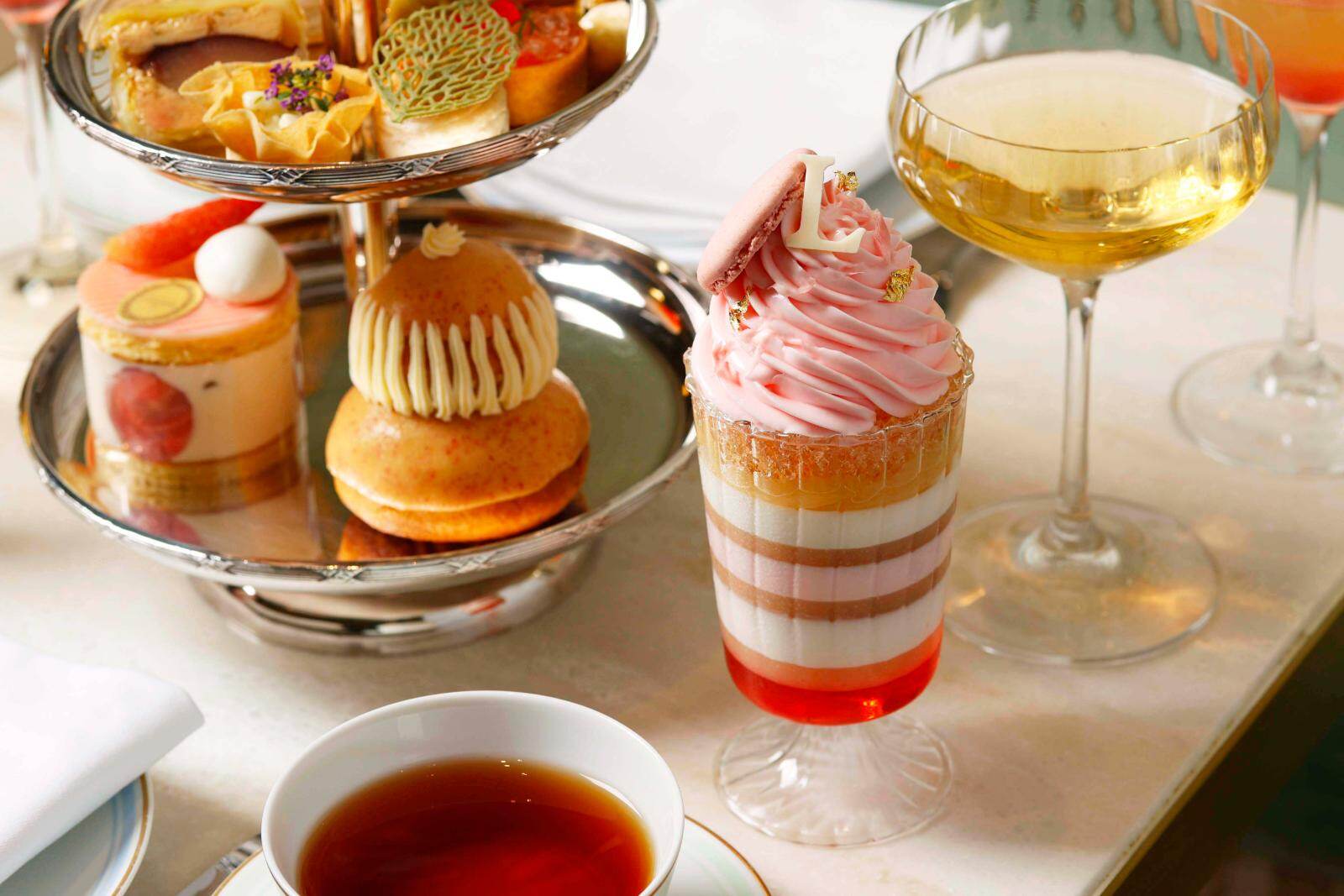 ラデュレ(Ladurée) 白桃 アフタヌーンティー｜写真2
