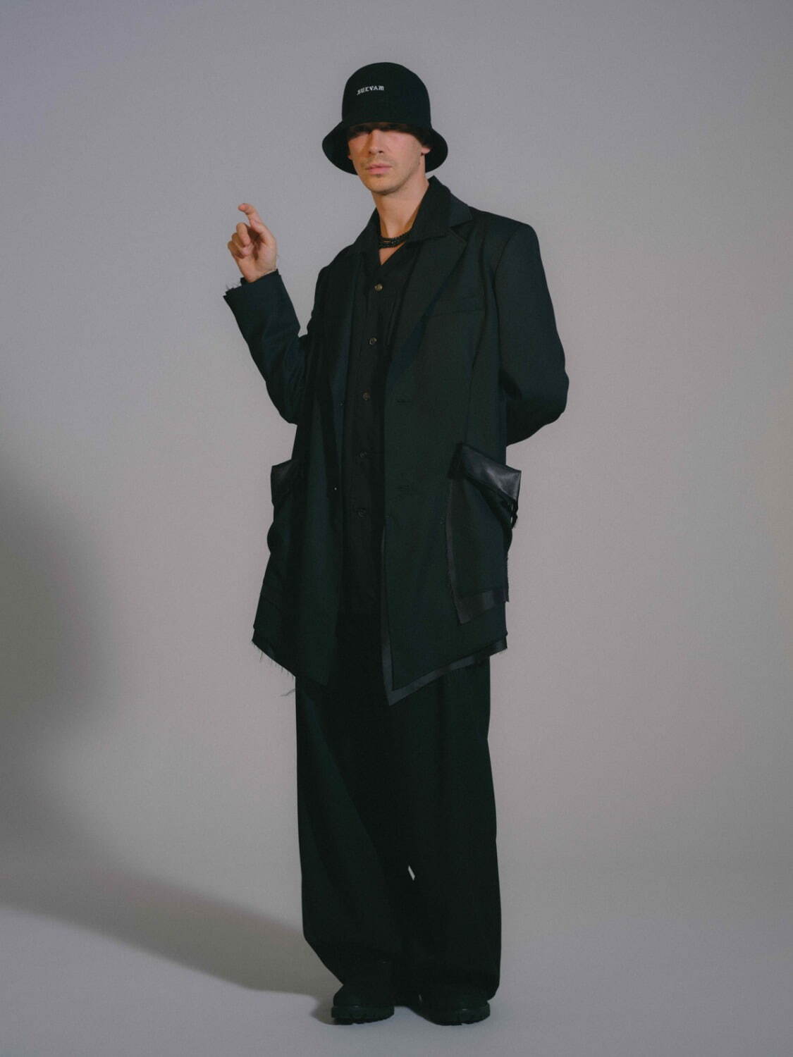 サルバム(sulvam) 2026年春夏ウィメンズ&メンズコレクション  - 写真36