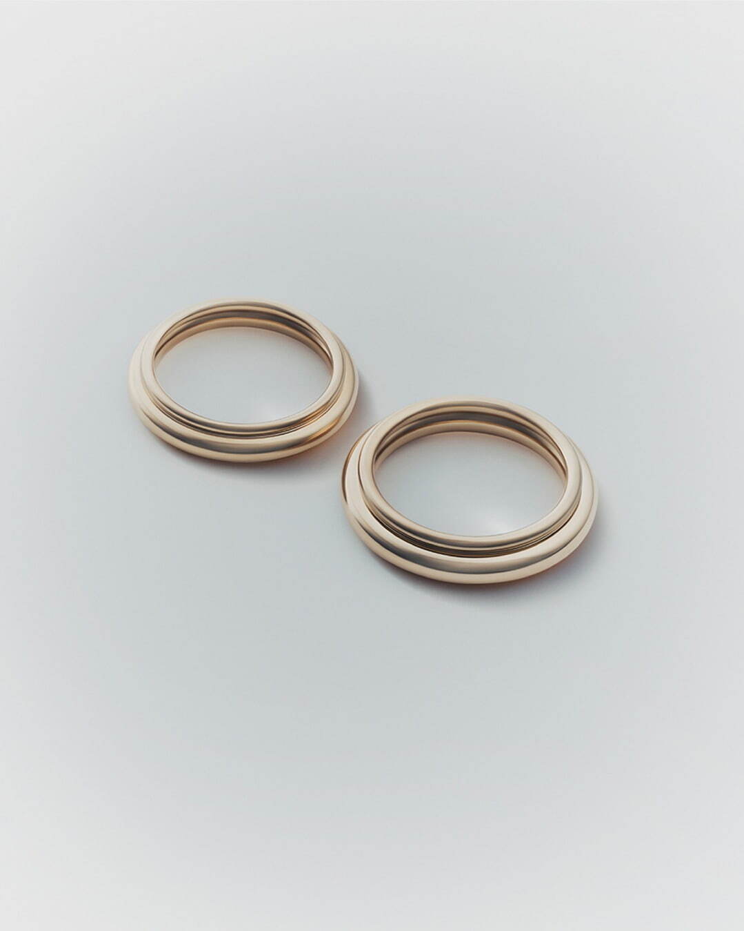 「リップルリング」01 495,000円～594,000円 、02 352,000円～418,000円