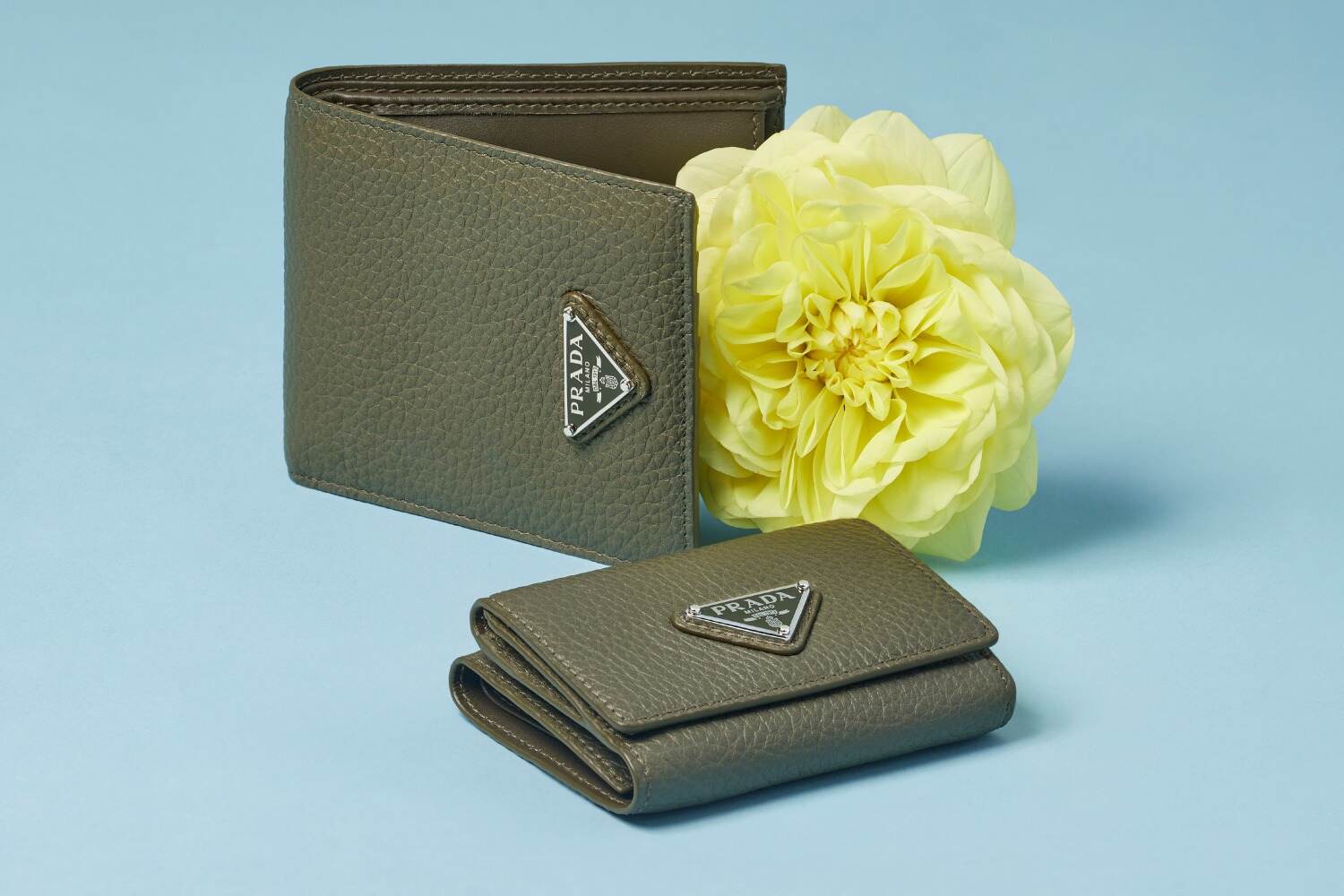 【機能性抜群！】PRADA シンボル ジャカード ショルダーバッグ プラダ新作バッグ、トライアングル×ジャカード柄の「プラダ