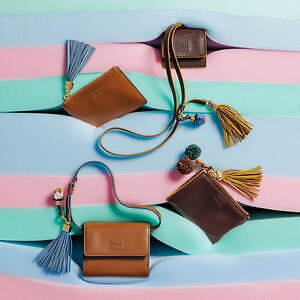 【MiuMiu】ナッパレザー ショルダーストラップ付 財布 ミュウミュウのレザーグッズ、ショルダーストラップ付き財布や