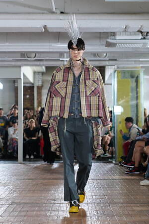 セヴシグ(SEVESKIG) 2026年春夏メンズコレクション  - 写真10