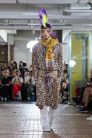 セヴシグ(SEVESKIG) 2026年春夏メンズコレクション  - 写真17