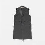 ポリプロイド、ヘリンボーンツイードのステンカラーコート＆“トレンチコート風”ロングジレなど｜写真15