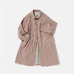 ポリプロイド、ヘリンボーンツイードのステンカラーコート＆“トレンチコート風”ロングジレなど｜写真11