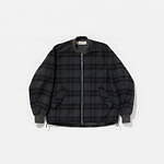 ポリプロイド、ヘリンボーンツイードのステンカラーコート＆“トレンチコート風”ロングジレなど｜写真29