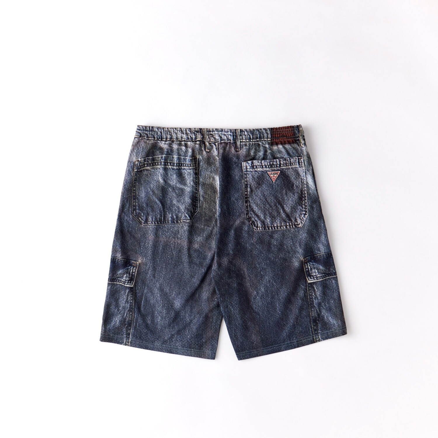 GUESS JEANS“アジア本土初”旗艦店が東京・表参道に、M A S Uコラボデニムなど限定販売｜写真45