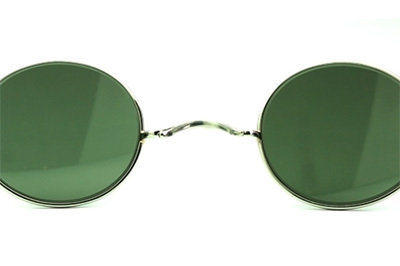 ジブリ｜ジブリ作品『紅の豚』ポルコ・ロッソ仕様のサングラスが発売