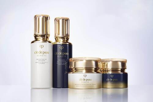 クレ・ド・ポー ボーテ「輝き続ける肌」を叶える新スキンケアを宮沢りえが体験、麻布台ヒルズで