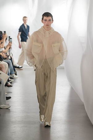 システム(SYSTEM) 2026年春夏ウィメンズ&メンズコレクション  - 写真20