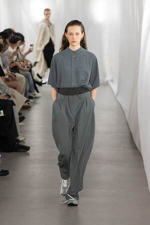 システム(SYSTEM) 2026年春夏ウィメンズ&メンズコレクション  - 写真46