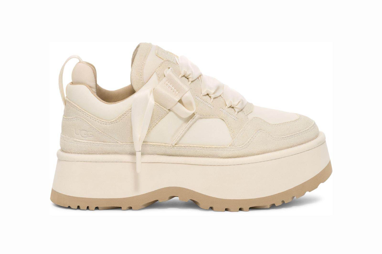 UGG★厚底スニーカー UGG®の #厚底 スニーカーはクッション性が高くて履き心地が抜群