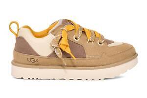 UGG“ロープ風”シューレースの厚底スニーカー＆ぽってりソールのスリッポン