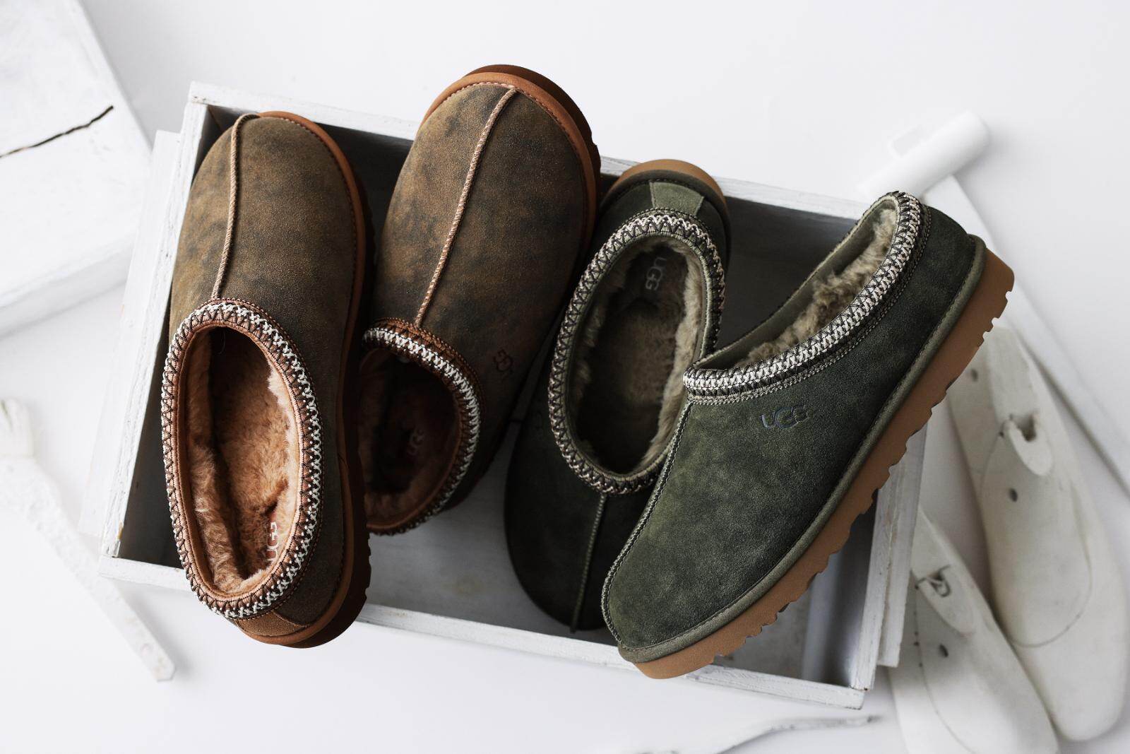 UGG“ロープ風”シューレースの厚底スニーカー＆ぽってりソールのスリッポン｜写真15