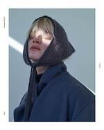 フィーニー 2025-26年秋冬コレクション、柔らかな抜け感のモノトーン｜写真25