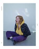 フィーニー 2025-26年秋冬コレクション、柔らかな抜け感のモノトーン｜写真30