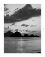 フィーニー 2025-26年秋冬コレクション、柔らかな抜け感のモノトーン｜写真42