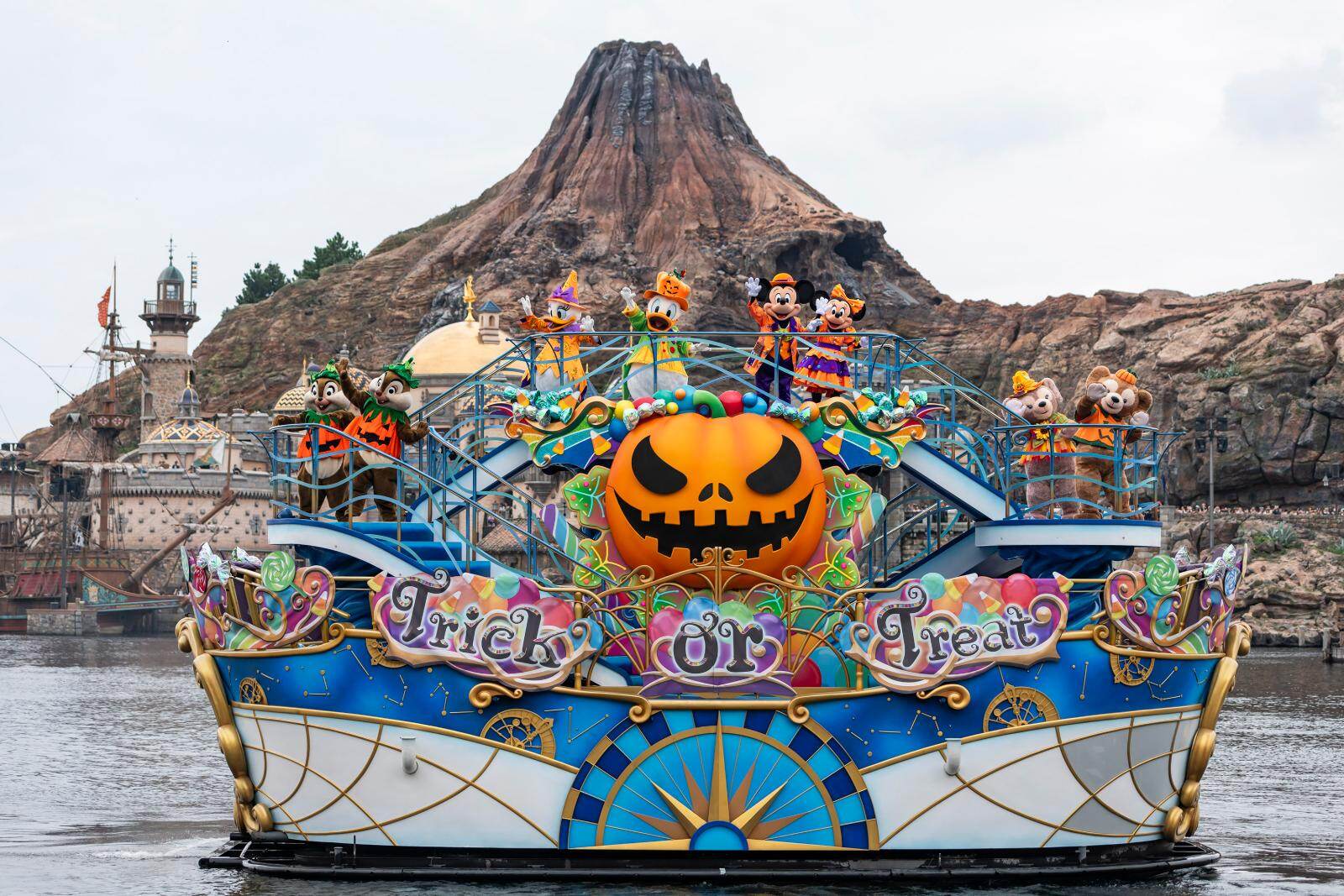 東京ディズニーランド＆シー「ディズニー・ハロウィーン」ヴィランズ主役のパレードや限定グッズも｜写真6