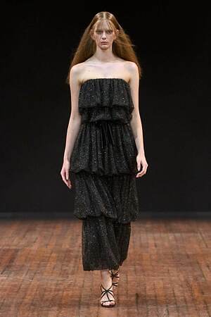 ヴィクター＆ロルフ オートクチュール(VIKTOR & ROLF Haute Couture) 2025-26年秋冬ウィメンズコレクション  - 写真4