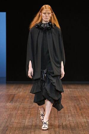 ヴィクター＆ロルフ オートクチュール(VIKTOR & ROLF Haute Couture) 2025-26年秋冬ウィメンズコレクション  - 写真10