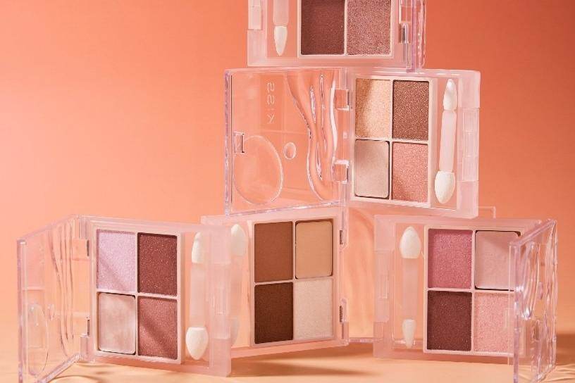 アイシャドー｜キス25年秋コスメ、粘膜拡張カラーで“うるちゅる目もと＆ぷっくり涙袋”叶える4色アイパレ