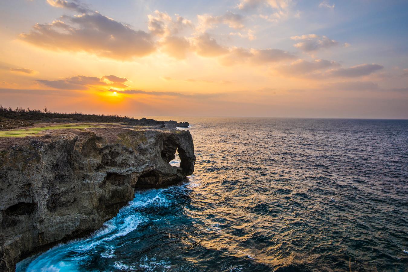 「フォーシーズンズホテル」沖縄に初上陸、ヴィラやプール備えた複合リゾートが27年に開業へ