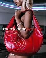 マーク ジェイコブス“ニューヨークの街並み柄”バッグ＆人形フープピアス、モワローラとコラボ｜写真11