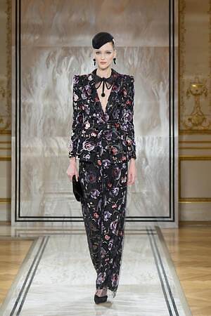 ジョルジオ アルマーニ プリヴェ(GIORGIO ARMANI PRIVÉ) 2025-26年秋冬ウィメンズコレクション  - 写真10