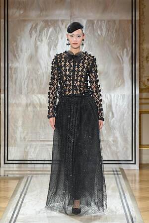 ジョルジオ アルマーニ プリヴェ(GIORGIO ARMANI PRIVÉ) 2025-26年秋冬ウィメンズコレクション  - 写真31