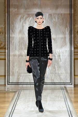 ジョルジオ アルマーニ プリヴェ(GIORGIO ARMANI PRIVÉ) 2025-26年秋冬ウィメンズコレクション  - 写真37