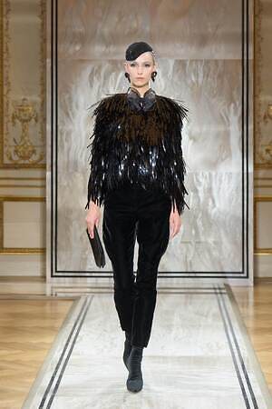 ジョルジオ アルマーニ プリヴェ(GIORGIO ARMANI PRIVÉ) 2025-26年秋冬ウィメンズコレクション  - 写真52