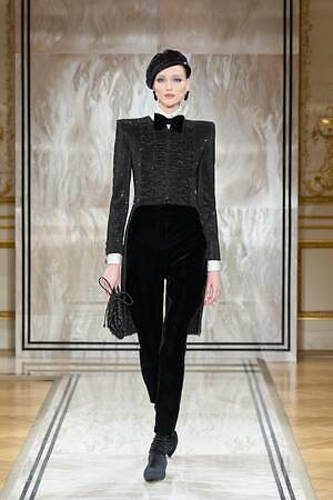 ジョルジオ アルマーニ プリヴェ(GIORGIO ARMANI PRIVÉ) 2025-26年秋冬ウィメンズコレクション  - 写真68