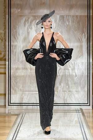 ジョルジオ アルマーニ プリヴェ(GIORGIO ARMANI PRIVÉ) 2025-26年秋冬ウィメンズコレクション  - 写真72