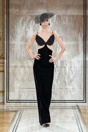 ジョルジオ アルマーニ プリヴェ(GIORGIO ARMANI PRIVÉ) 2025-26年秋冬ウィメンズコレクション  - 写真75