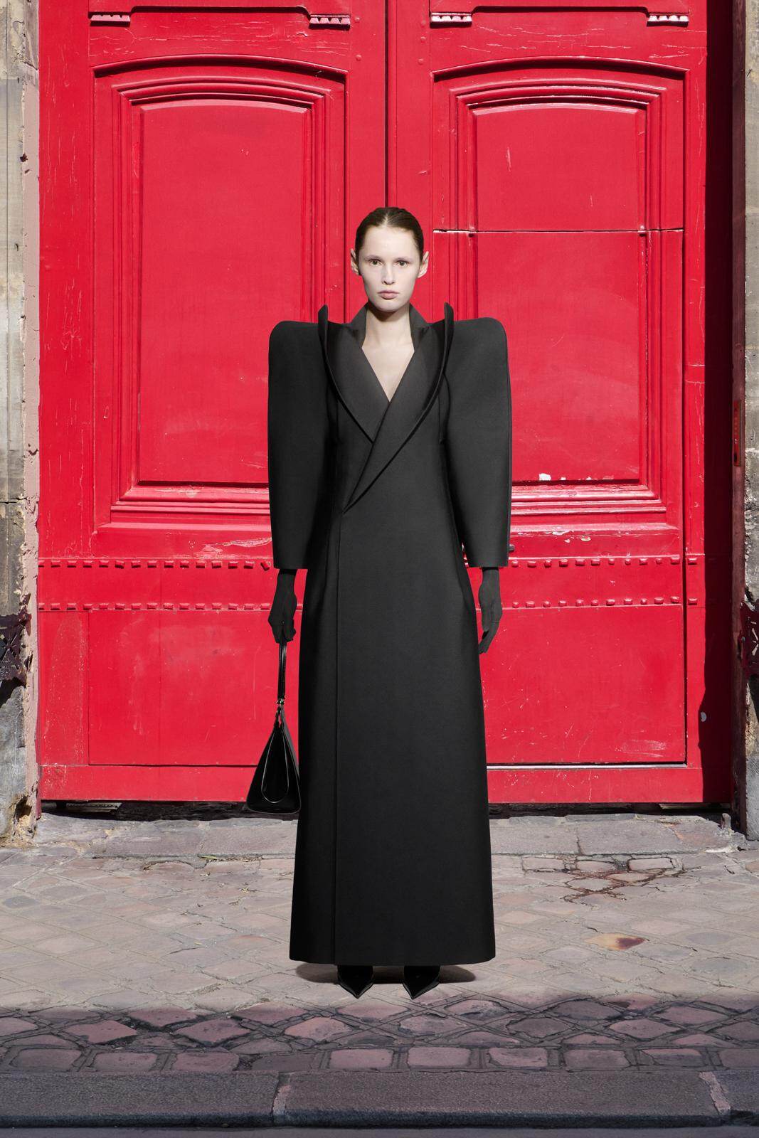 【BALENCIAGA】バレンシアガ 2025-2026aw フーディ ブラック バレンシアガ（BALENCIAGA）2025-26秋冬コレクション