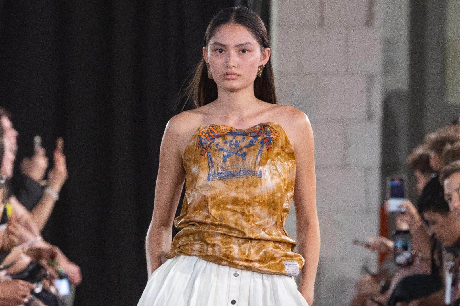 ブジガヒル 2026年春夏 ウィメンズ&メンズ コレクション