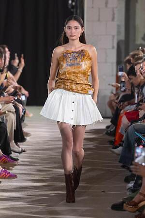 ブジガヒル(BUZIGAHILL) 2026年春夏ウィメンズ&メンズコレクション  - 写真7