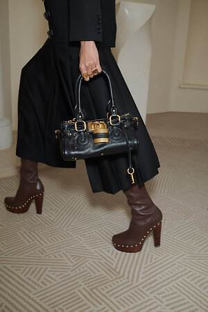 クロエ(Chloé) 2026年春ウィメンズコレクション  - 写真20