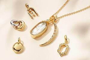 4℃「夏の日差し」着想チャームでカスタムネックレス、“夕暮れの輝き”映し出した天然石リングも