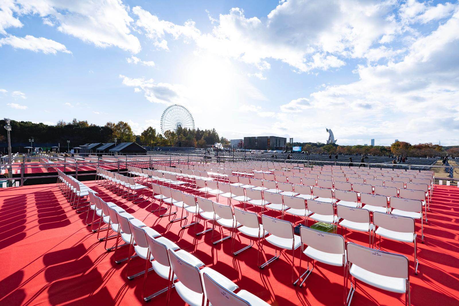 花火大会「万博夜空がアートになる日 2025」大阪・万博記念公園で、音楽とシンクロする15,000発｜写真3