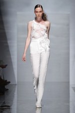 マウリツィオ ペコラーロ(MAURIZIO PECORARO)の2011年春夏コレクション｜写真18