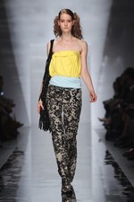 マウリツィオ ペコラーロ(MAURIZIO PECORARO)の2011年春夏コレクション｜写真20