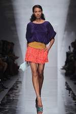 マウリツィオ ペコラーロ(MAURIZIO PECORARO)の2011年春夏コレクション｜写真25