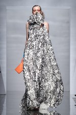 マウリツィオ ペコラーロ(MAURIZIO PECORARO)の2011年春夏コレクション｜写真28